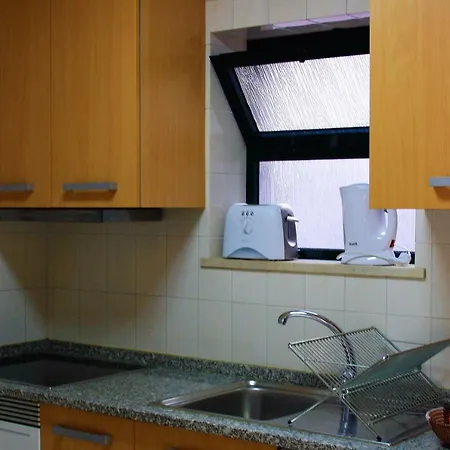 Canal Apartment *
